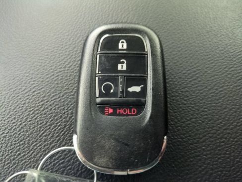Used 2025 Honda CR-V EX-L image 41