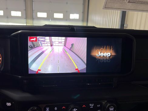 New 2026 Jeep Wrangler Unlimited Rubicon image 22