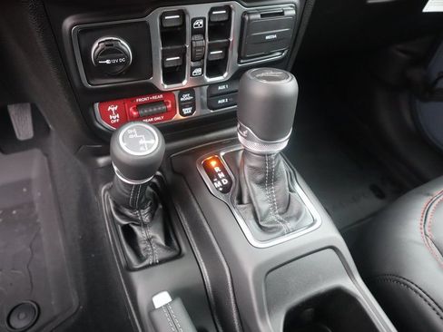 New 2026 Jeep Gladiator Rubicon AWD/4WD image 8