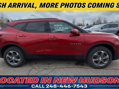 Used 2024 Chevrolet Blazer LT w/ Convenience Package image 3