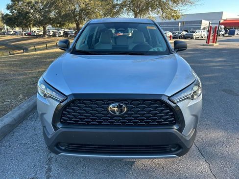 Used 2024 Toyota Corolla Cross L image 8