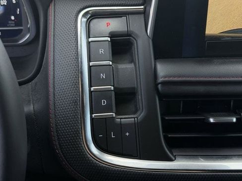 Used 2023 Chevrolet Tahoe RST AWD/4WD image 20