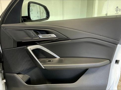 Used 2024 BMW X1 xDrive28i w/ M Sport Package image 22