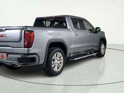 Used 2021 GMC Sierra 1500 Denali w/ Technology Package AWD/4WD image 5
