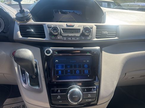 Used 2016 Honda Odyssey EX-L image 14