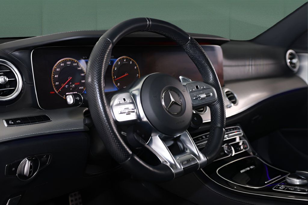 Used 2020 Mercedes-Benz E 63 AMG S image 22