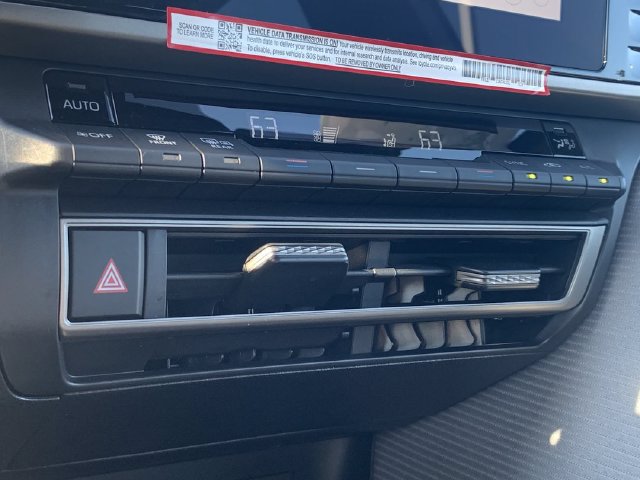 Used 2026 Toyota Camry SE FWD image 30