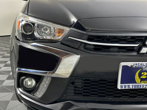 Used 2019 Mitsubishi Outlander Sport LE image 4