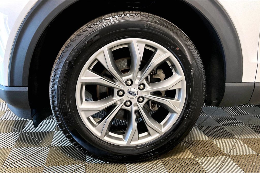 Used 2023 Ford Explorer Limited AWD/4WD image 8
