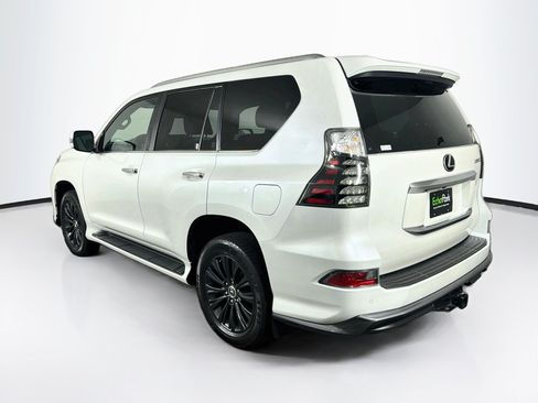 Used 2023 Lexus GX 460 Premium w/ Accessory Package AWD/4WD image 5