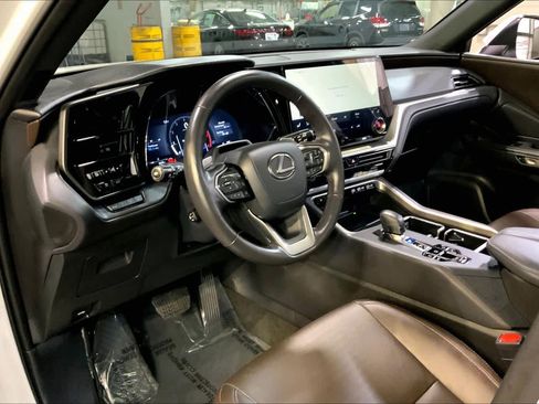 Certified 2025 Lexus TX 350 AWD image 17