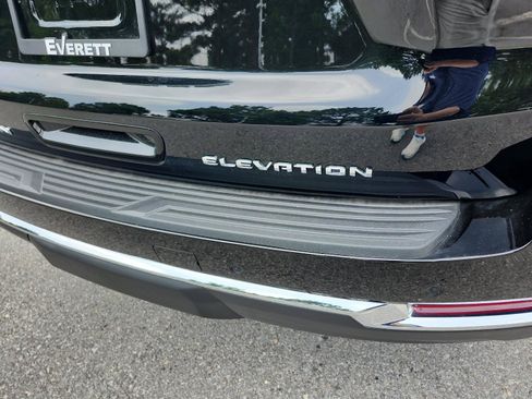 New 2026 GMC Yukon Elevation w/ Elevation Premium Package AWD/4WD image 4