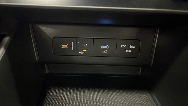 Used 2025 Hyundai Sonata SEL FWD image 30