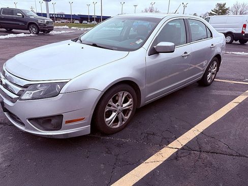 Used 2012 Ford Fusion SE image 1