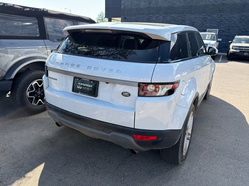 Used 2015 Land Rover Range Rover Evoque Pure Premium AWD/4WD image 4