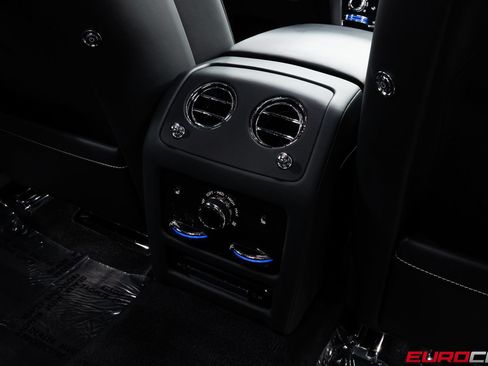 Used 2021 Rolls-Royce Ghost AWD/4WD image 40