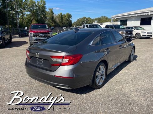 Used 2018 Honda Accord LX image 19