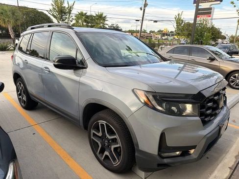 Used 2023 Honda Passport Elite image 3