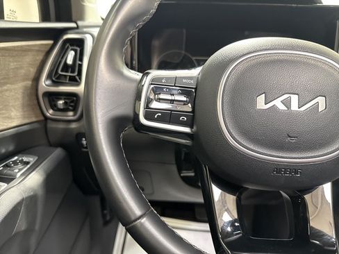 Certified 2023 Kia Sorento X-Line EX AWD/4WD image 22