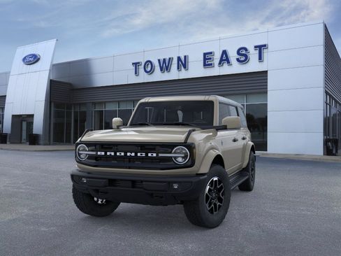 New 2026 Ford Bronco Outer Banks AWD/4WD image 25
