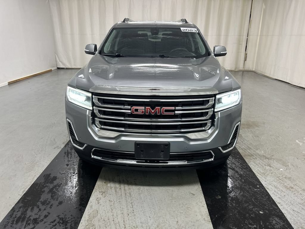 Used 2023 GMC Acadia SLE w/ Driver Convenience Package AWD/4WD image 3