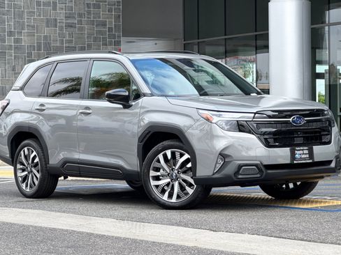 New 2026 Subaru Forester Touring AWD/4WD image 2