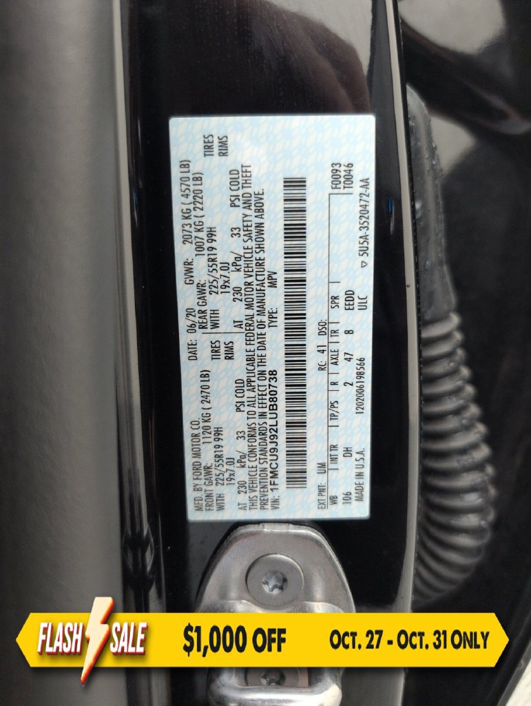Certified 2020 Ford Escape Titanium AWD/4WD image 44