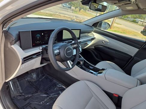 New 2025 Hyundai Tucson SEL image 24