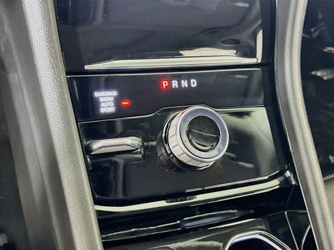 Used 2023 Jeep Grand Cherokee L Limited w/ Luxury Tech Group II AWD/4WD image 17