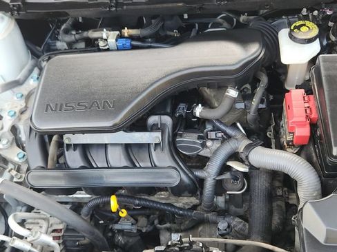 Used 2020 Nissan Rogue Sport SV w/ All-Weather Package AWD/4WD image 28
