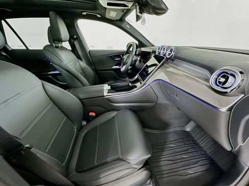 Used 2026 Mercedes-Benz GLC 300 image 30