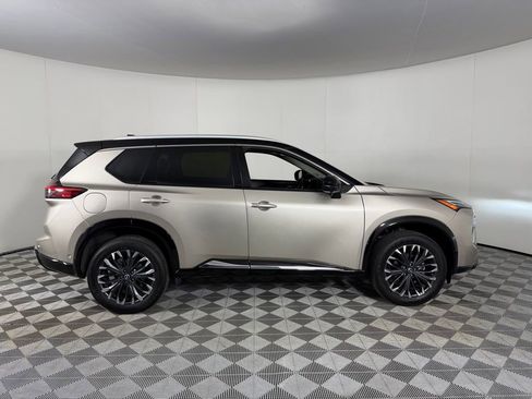 Used 2026 Nissan Rogue Platinum w/ Platinum Premium Package AWD/4WD image 5
