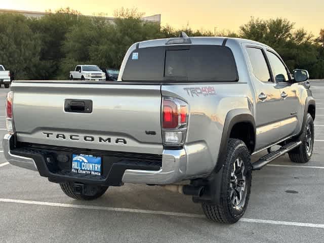 Used 2022 Toyota Tacoma TRD Off-Road AWD/4WD image 6