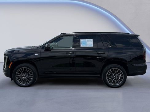 Used 2025 Cadillac Escalade Sport Platinum w/ LPO, Floor Liner Package AWD/4WD image 7