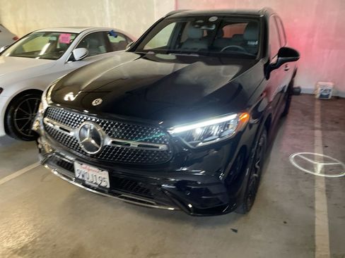 Certified 2026 Mercedes-Benz GLC 300 image 1