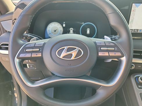Used 2024 Hyundai Palisade Calligraphy image 13