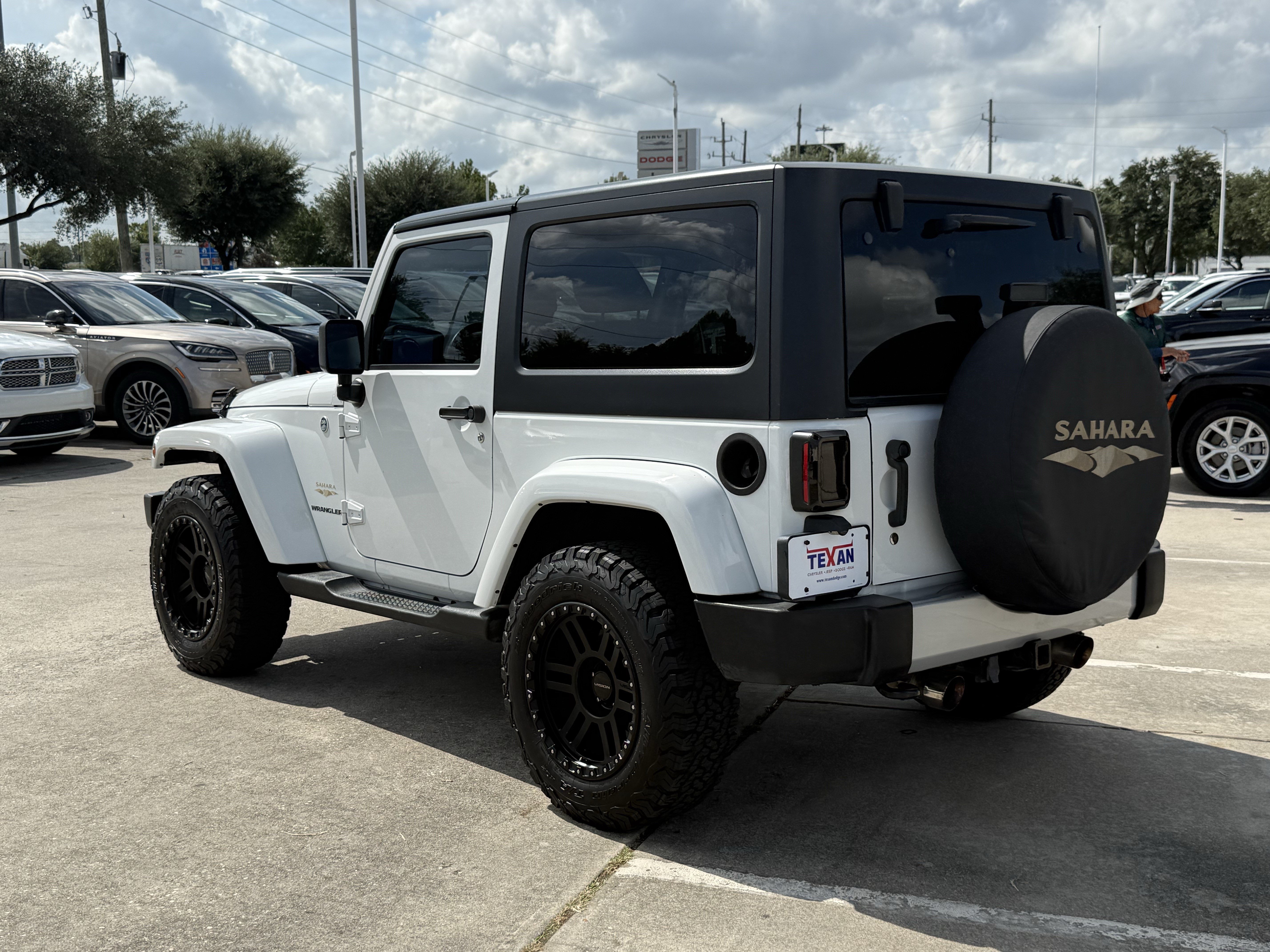 Used 2015 Jeep Wrangler Sahara w/ Trailer Tow Group AWD/4WD image 7