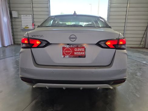 Used 2025 Nissan Versa SV FWD image 8