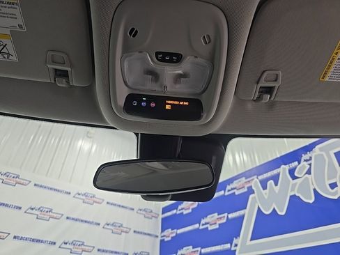 Used 2025 Chevrolet TrailBlazer LT image 30