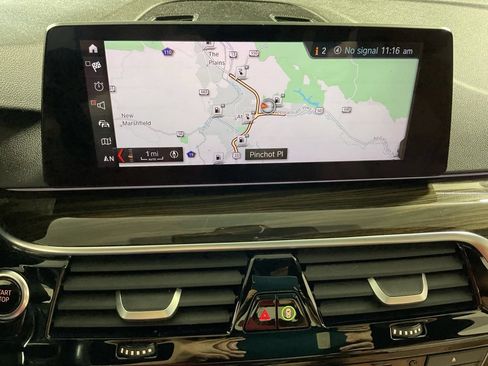 Used 2019 BMW 530e xDrive w/ Convenience Package AWD/4WD image 5
