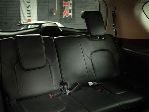 Used 2024 INFINITI QX80 Luxe image 16