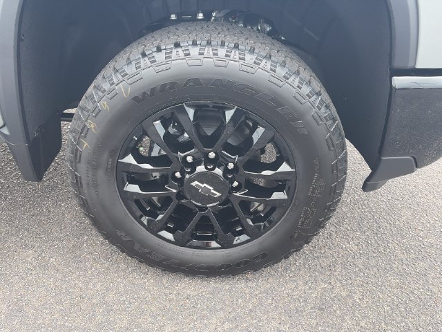 New 2026 Chevrolet Silverado 2500 Custom AWD/4WD image 11