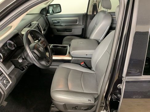 Used 2018 RAM 1500 Big Horn image 28