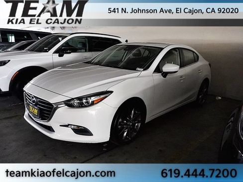 Used 2018 MAZDA MAZDA3 Touring FWD image 1