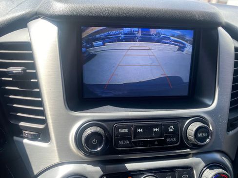 Used 2018 GMC Yukon XL SLT RWD image 16