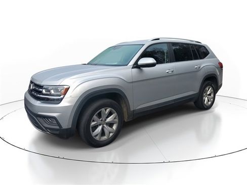Used 2019 Volkswagen Atlas SE image 3