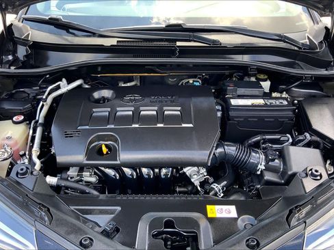 Used 2019 Toyota C-HR Limited FWD image 31