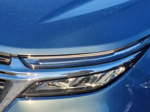 Used 2024 Chevrolet Equinox LT image 9