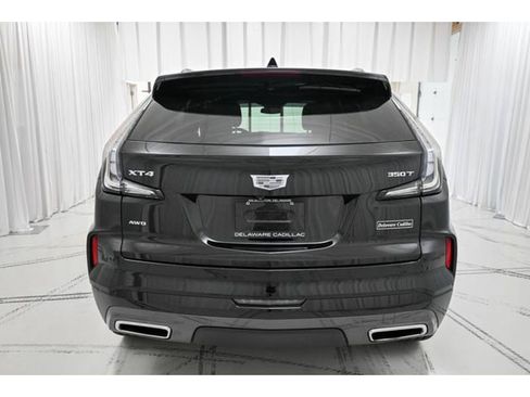 Used 2024 Cadillac XT4 Sport image 5