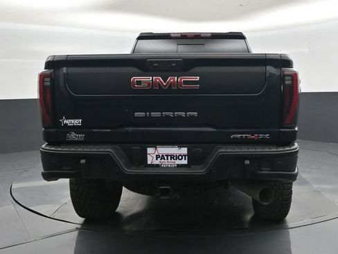 Used 2025 GMC Sierra 2500 AT4X w/ AT4X AEV Edition image 5